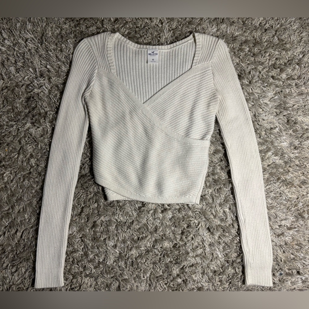 Hollister Off-White Ribbed Knit Top